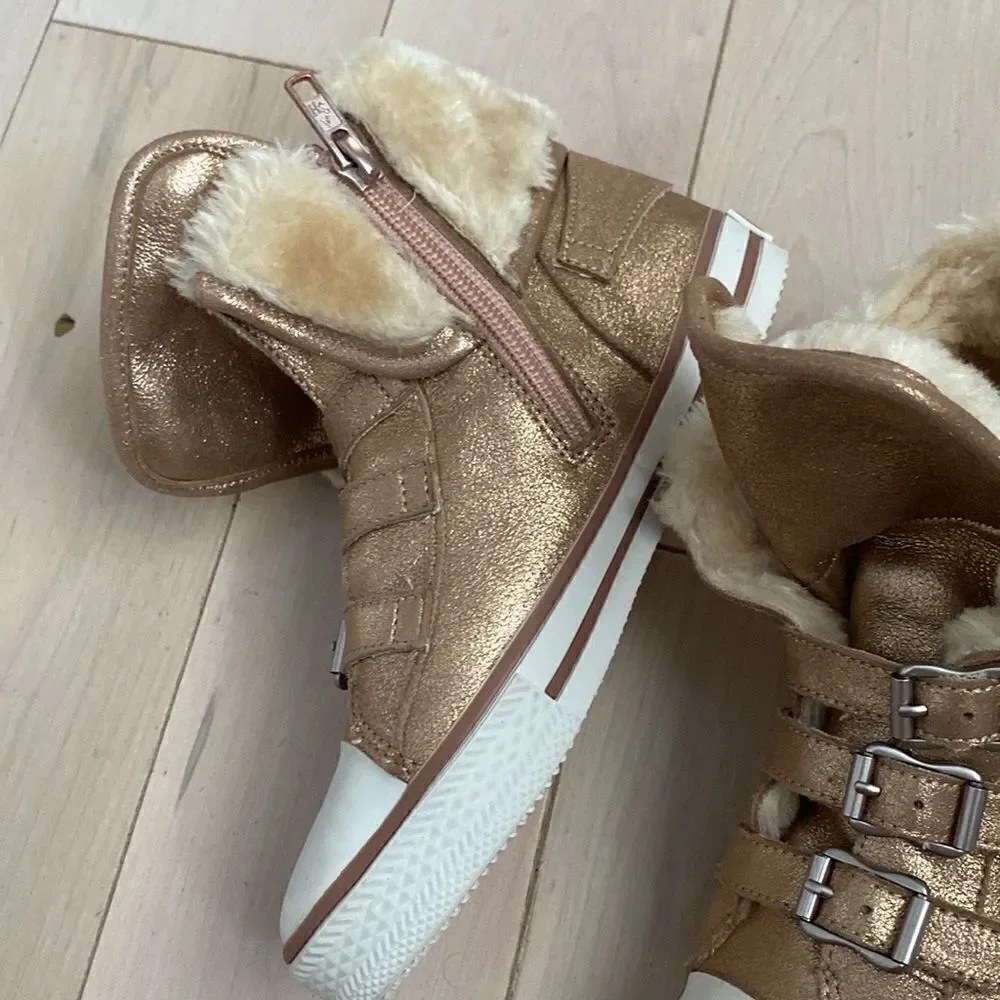 Ash girls Vava shearling gold shimmer sneakers 33